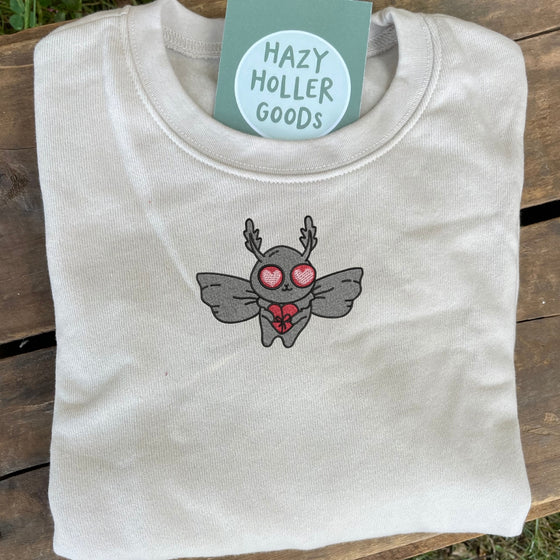 Flirty Mothman - Sweatshirt
